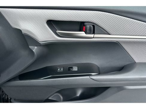 New 2026 Toyota Camry SE FWD image 19