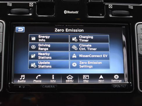 Used 2017 Nissan Leaf SL w/ Premium Package image 19