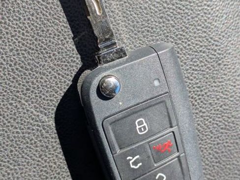 Certified 2024 Volkswagen Jetta S image 28