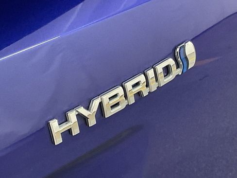 Used 2017 Toyota Prius Two image 23