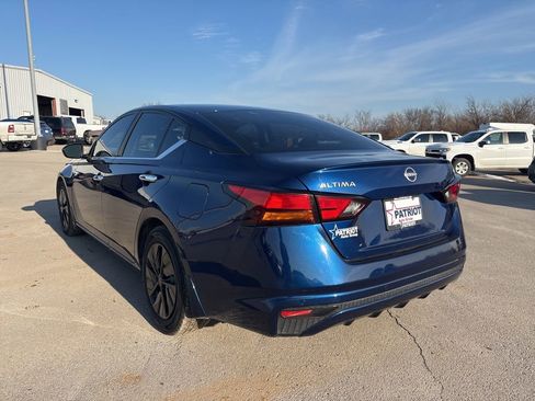 Used 2024 Nissan Altima 2.5 S image 4