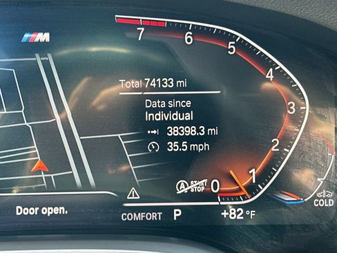 Used 2021 BMW 740i w/ M Sport Package image 24