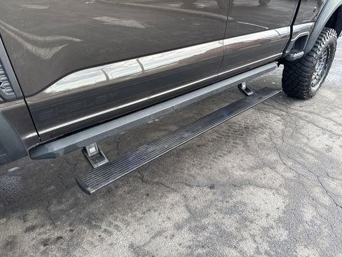 Used 2024 Ford F250 Lariat w/ Lariat Ultimate Package image 24