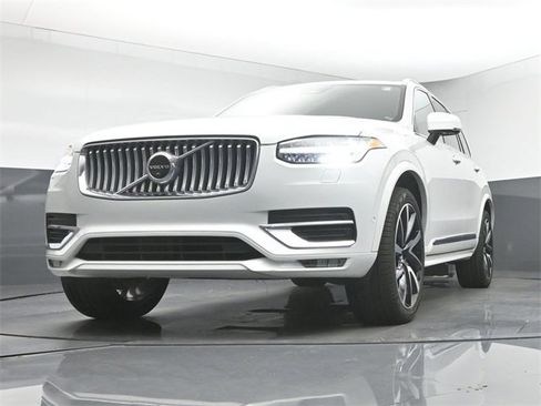 Used 2023 Volvo XC90 B6 Plus w/ Protection Package Premier image 38