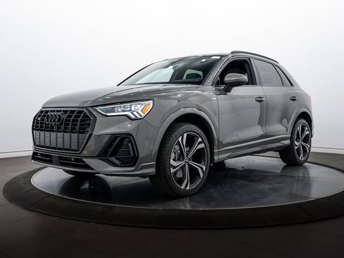 Certified 2024 Audi Q3 2.0T Premium Plus image 6