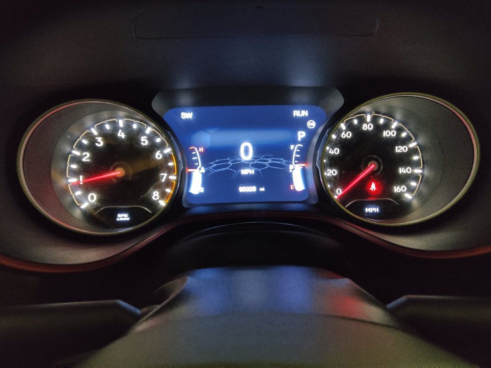 Used 2020 Jeep Compass Trailhawk AWD/4WD image 23