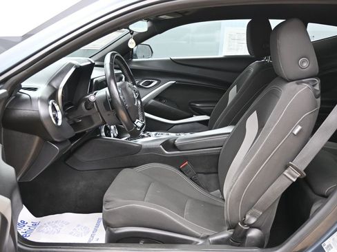 Used 2023 Chevrolet Camaro LT RWD image 14