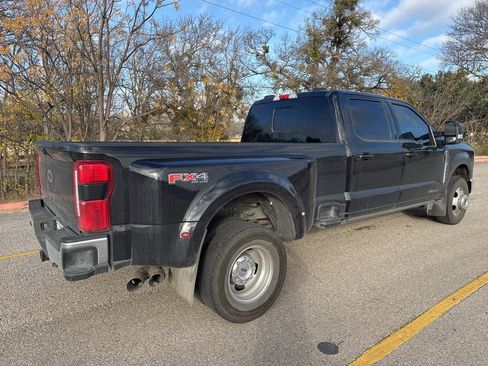 Used 2023 Ford F350 Lariat w/ Lariat Ultimate Package image 5