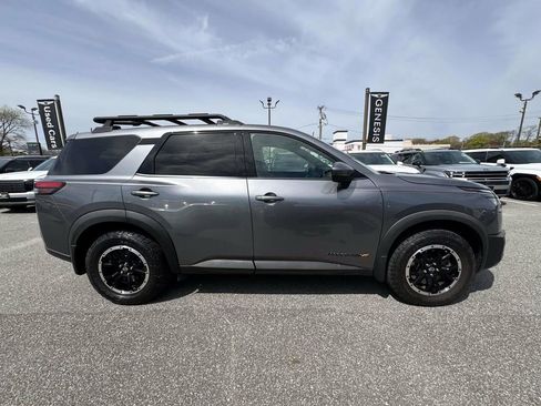 Used 2023 Nissan Pathfinder Rock Creek AWD/4WD image 8