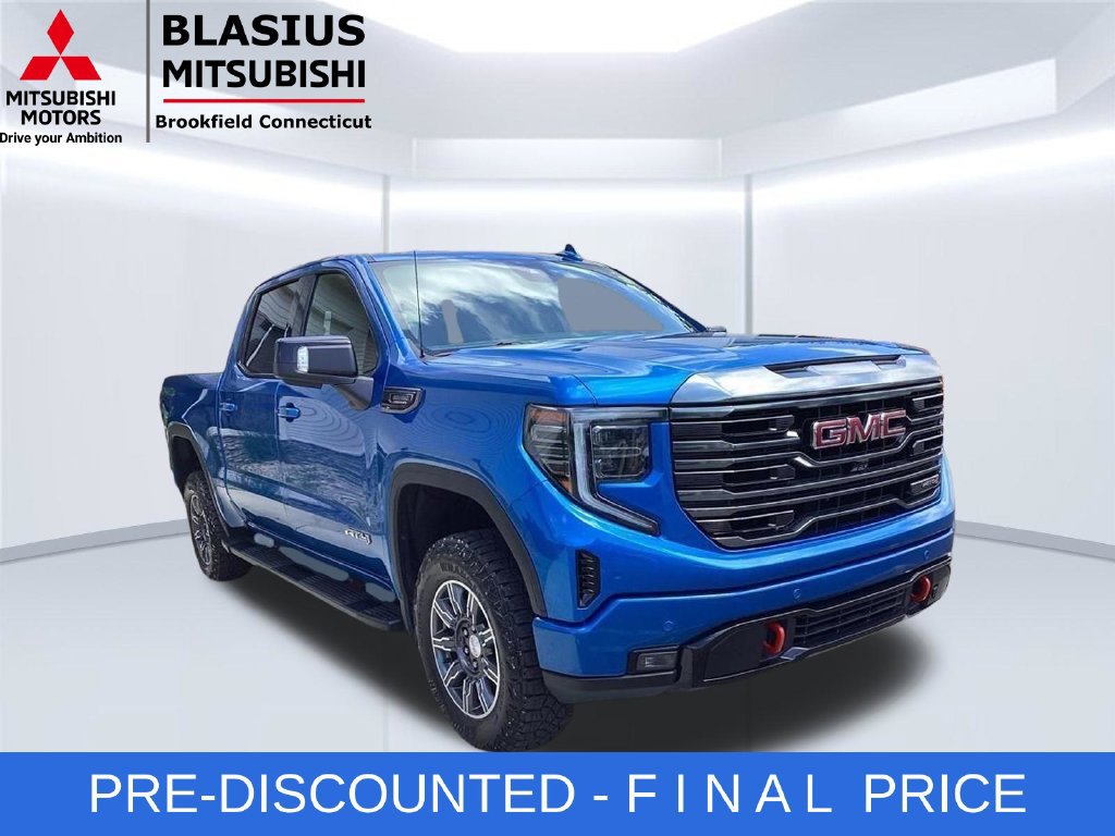 Used 2024 GMC Sierra 1500 AT4 w/ AT4 Preferred Package AWD/4WD image 1