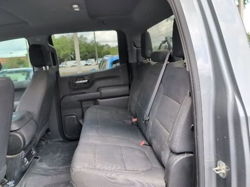Used 2022 Chevrolet Silverado 1500 Custom AWD/4WD image 24