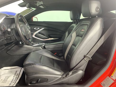 Used 2019 Chevrolet Camaro SS image 16