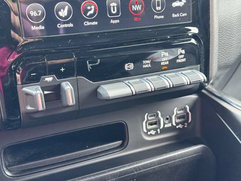 Used 2020 RAM 2500 Laramie AWD/4WD image 23