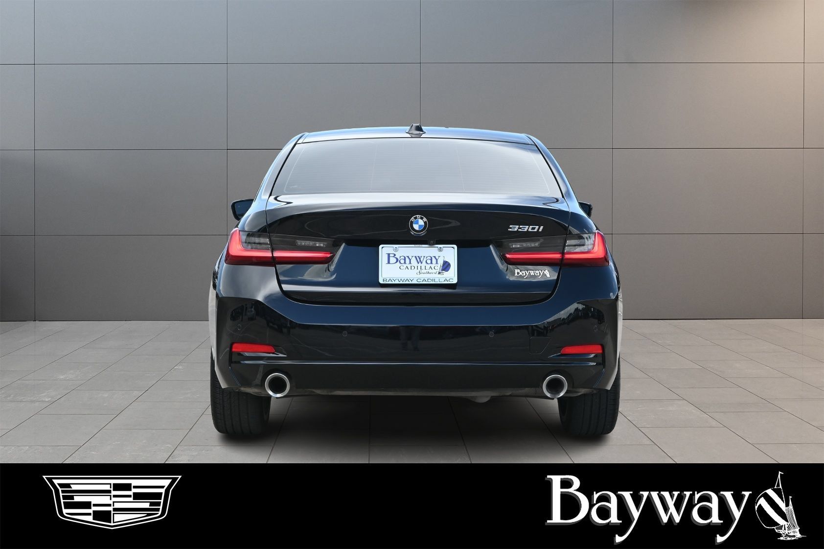 Used 2024 BMW 330i Sedan w/ Convenience Package RWD image 7
