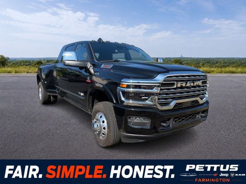 Used 2025 RAM 3500 Limited AWD/4WD image 1