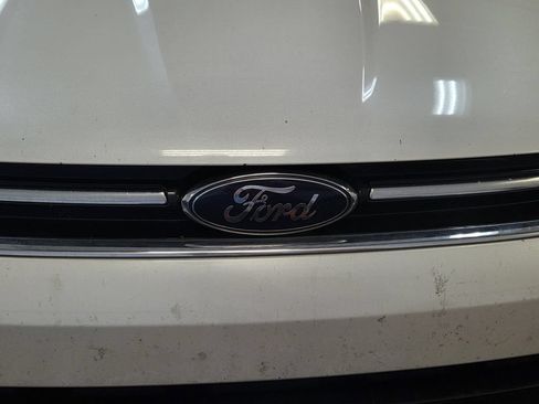 Used 2016 Ford Escape Titanium AWD/4WD image 5