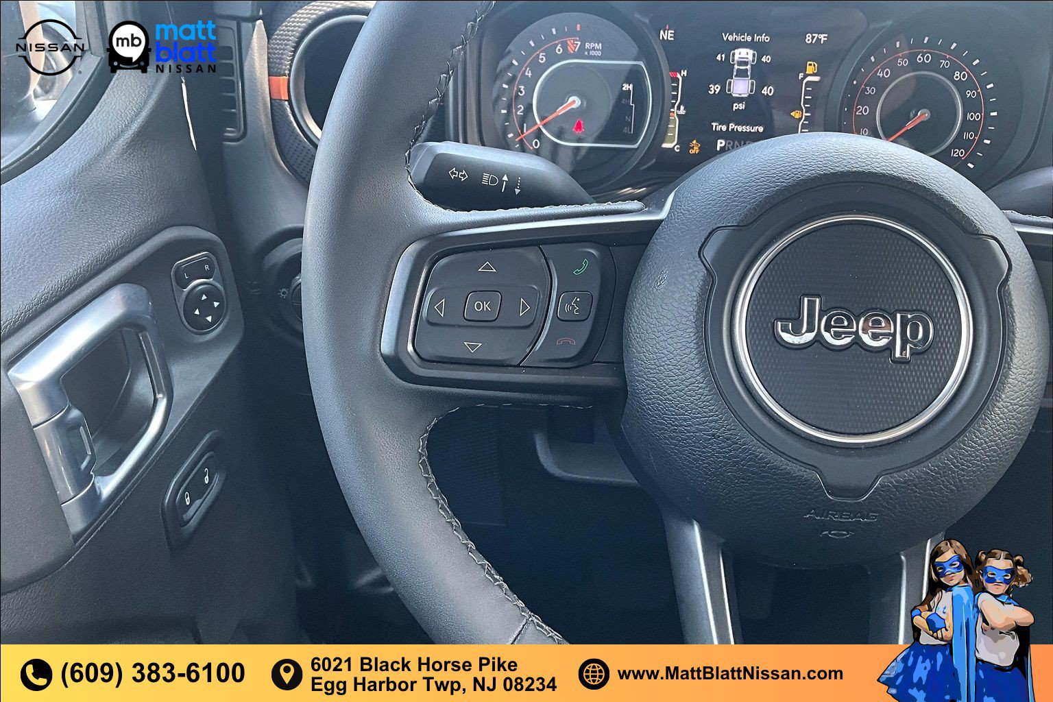 Used 2026 Jeep Gladiator Mojave AWD/4WD image 16
