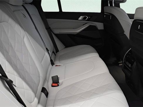 Used 2024 BMW X5 M60i w/ Executive Package image 19