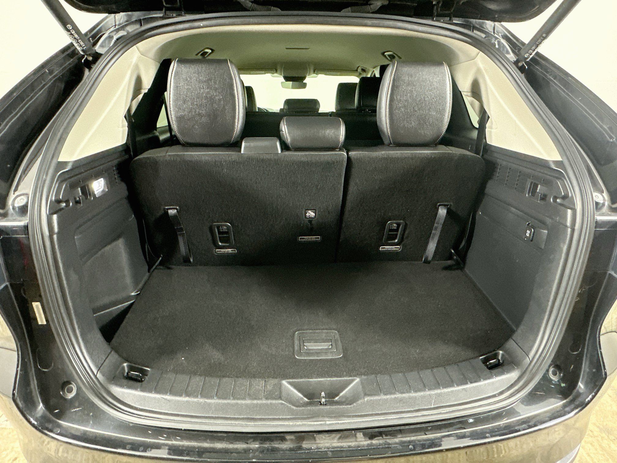 Used 2024 MAZDA CX-90 3.3 Turbo w/ Select Package AWD/4WD image 30