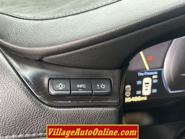 Used 2015 Cadillac Escalade ESV Premium AWD/4WD image 32
