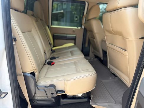 Used 2011 Ford F250 Lariat w/ Lariat Interior Pkg AWD/4WD image 11