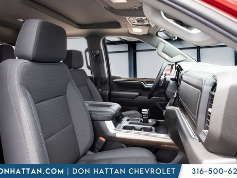Used 2022 Chevrolet Silverado 1500 RST w/ Convenience Package II AWD/4WD image 21