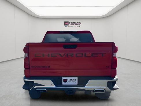 New 2025 Chevrolet Silverado 1500 LT w/ Z71 Off-Road Package image 4