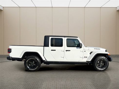 Certified 2024 Jeep Gladiator Sport image 6