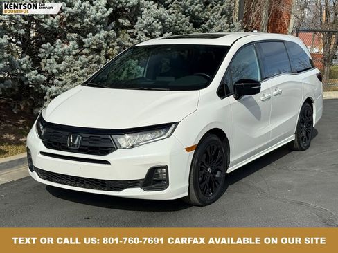 Used 2025 Honda Odyssey Sport-L image 3