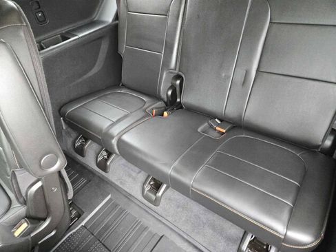 Certified 2021 Chevrolet Traverse RS w/ LPO, Floor Liner Package image 30