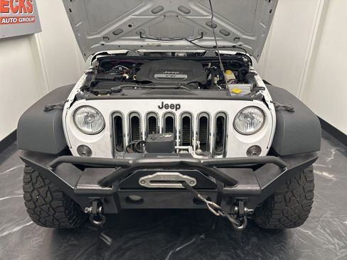 Used 2016 Jeep Wrangler Unlimited Sport w/ Quick Order Package 24S AWD/4WD image 25
