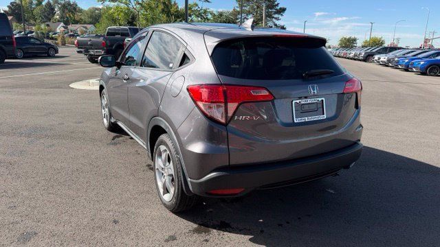 Used 2017 Honda HR-V EX image 3