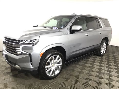 Used 2024 Chevrolet Tahoe High Country image 5