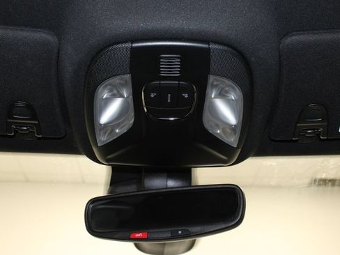 Used 2025 Jeep Compass Limited AWD/4WD image 15