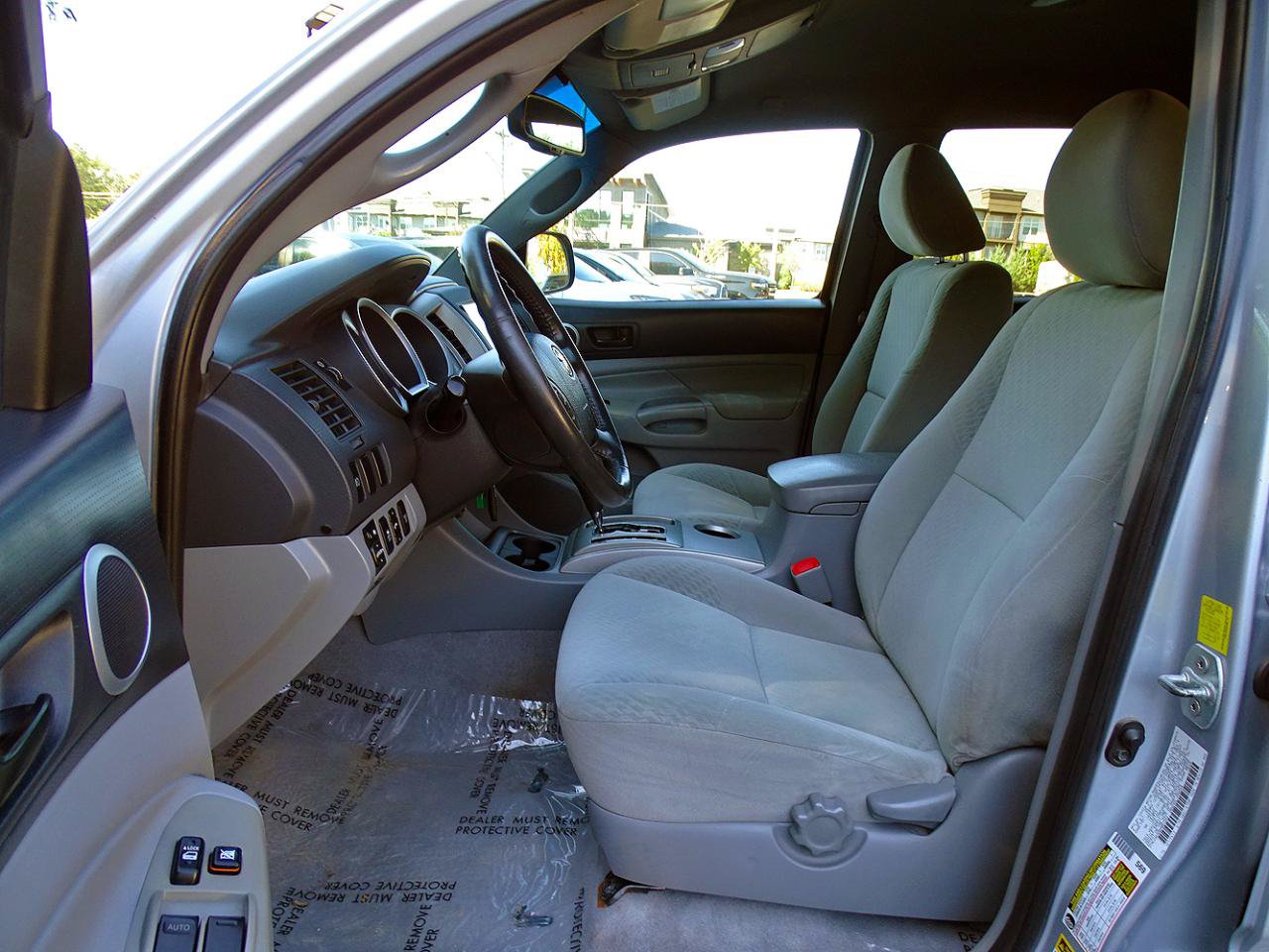 Used 2011 Toyota Tacoma 4x4 Double Cab w/ SR5 Pkg #2 image 13