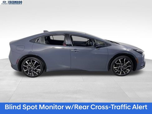 Used 2023 Toyota Prius Prime FWD image 6