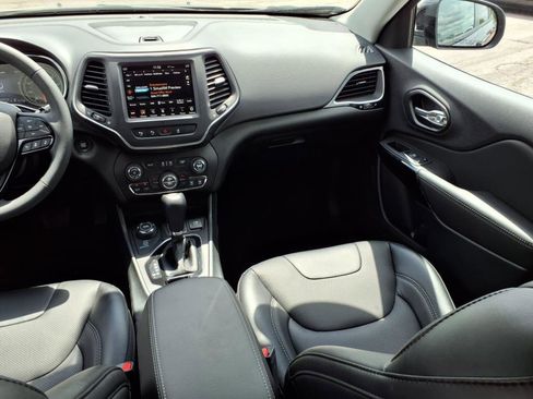 Used 2023 Jeep Cherokee Altitude Lux image 11