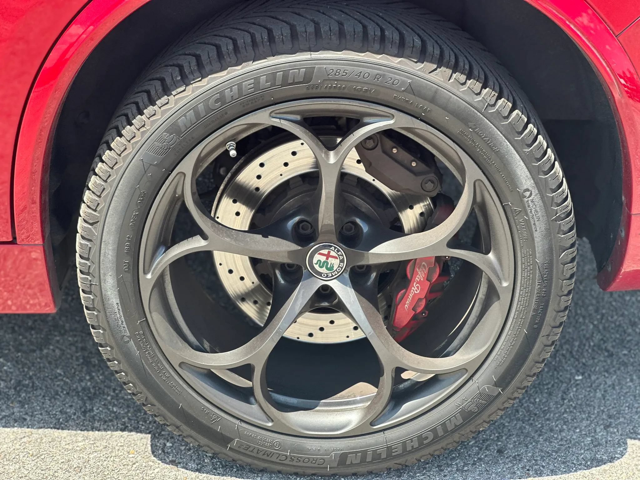 Used 2018 Alfa Romeo Stelvio Quadrifoglio w/ Convenience Package AWD/4WD image 26