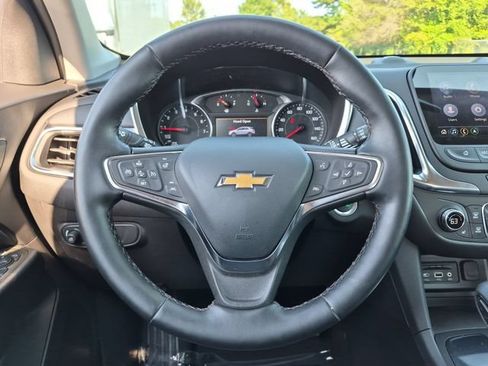 Used 2024 Chevrolet Equinox LT FWD image 31