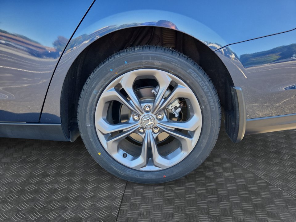 Used 2024 Honda Accord EX image 22