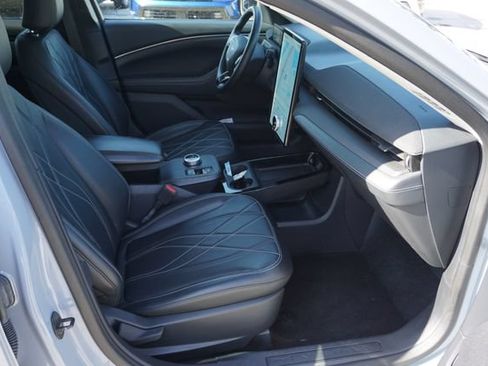 Used 2024 Ford Mustang Mach-E Select RWD image 3