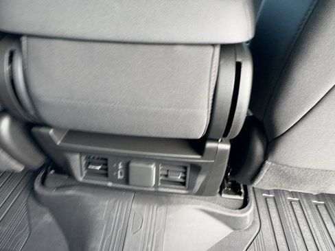 Certified 2025 GMC Sierra 1500 Elevation AWD/4WD image 11