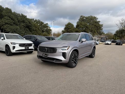 New 2026 Volvo XC90 B6 Plus w/ Protection Package Premier image 2