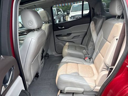 Used 2018 GMC Acadia SLT w/ LPO, Floor Liner Package FWD image 19