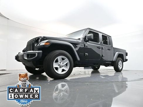 Used 2023 Jeep Gladiator Sport image 21