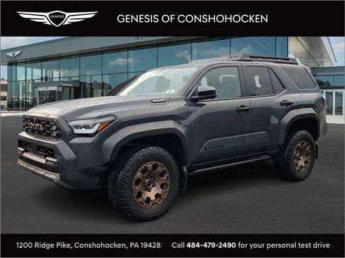 Used 2025 Toyota 4Runner Trailhunter AWD/4WD image 1