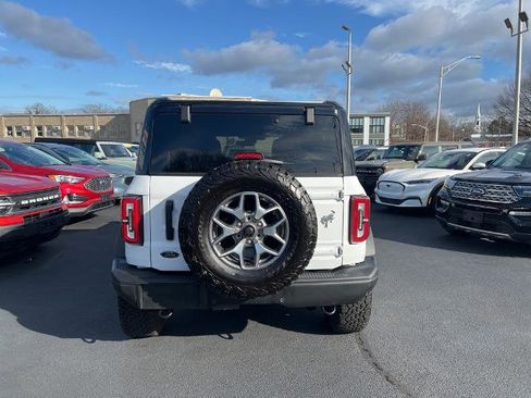 Certified 2025 Ford Bronco Badlands image 4