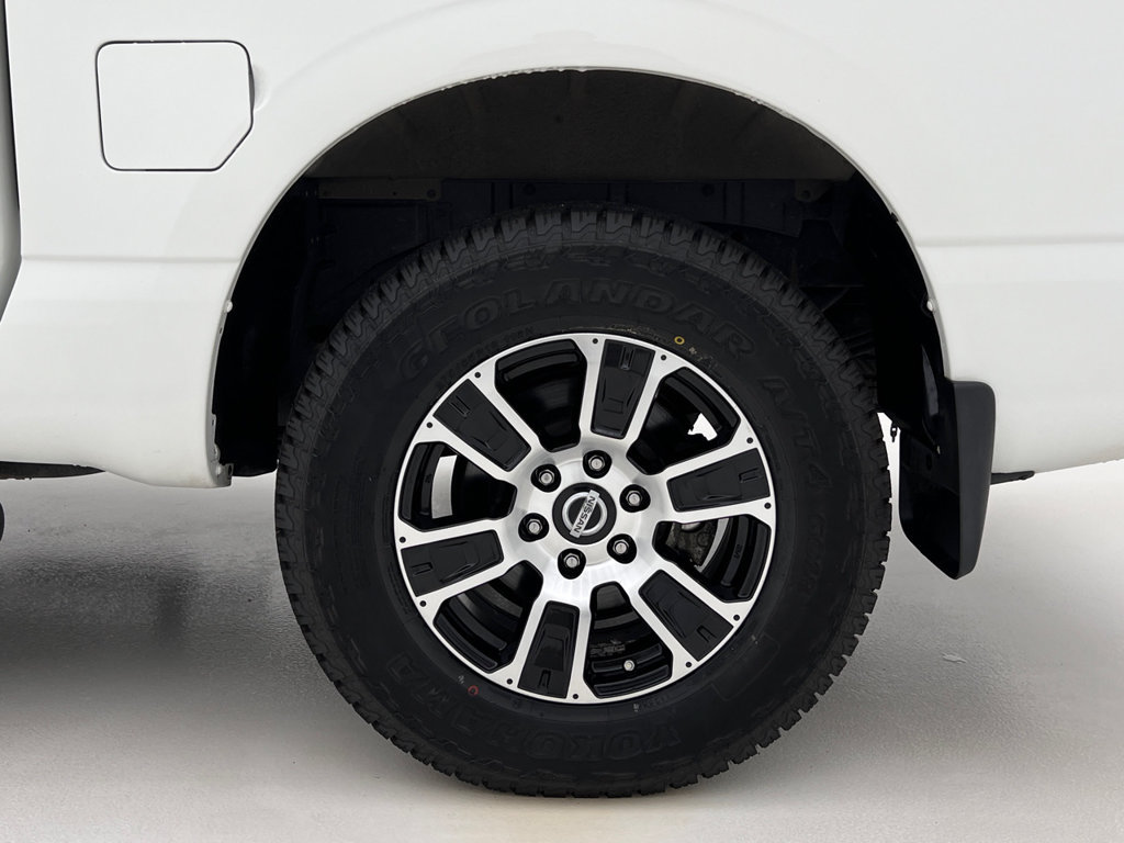 Used 2021 Nissan Titan SV w/ SV Convenience Package AWD/4WD image 28
