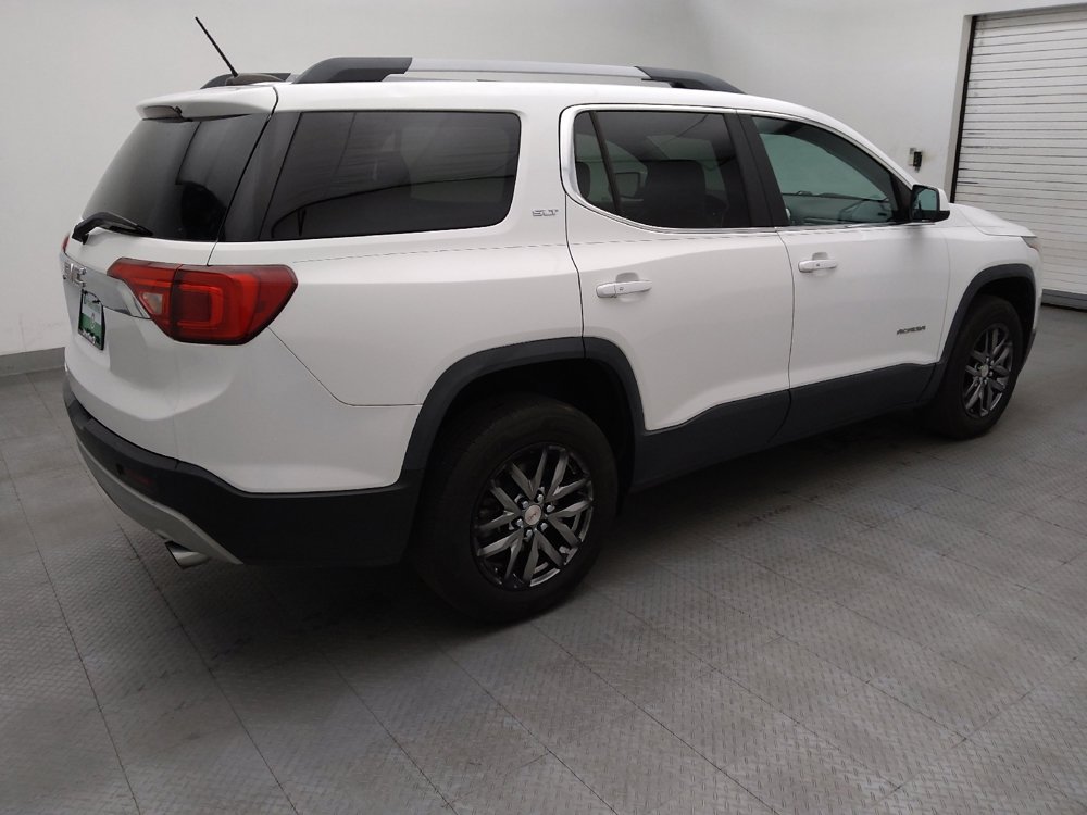Used 2017 GMC Acadia SLT w/ LPO, Cargo Package FWD image 10