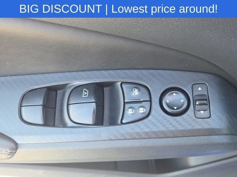 Used 2025 Nissan Altima 2.5 SV FWD image 20